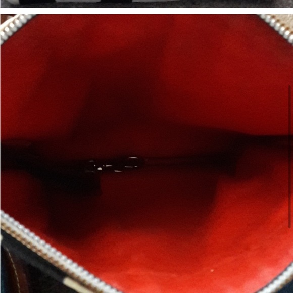 Dooney & Bourke crossbody purse - Picture 4 of 5